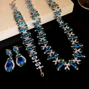 Exquisites Vintage Zirkonia Blumen Schmuckset mit Halskette, Armband und Ohrringen