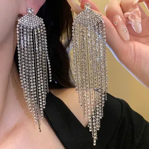 Luxueuses Boucles d'Oreilles Longues à Glands en Strass Forme d'Éventail Avec Tige en Argent Sterling 925 Élégantes Boucles d'Oreilles Pendantes en Cuivre pour Femmes Mariage