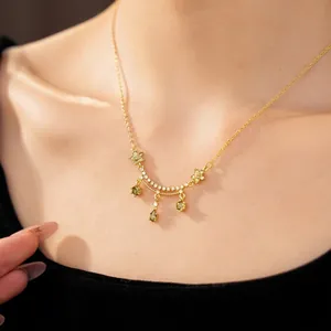 18K Real Gold Plated Copper Zirconia Flower Teardrop Pendant Necklace Elegant Light Luxury Fashion Jewelry Accessory For Women