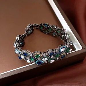 Bracelet en Cuivre Zirconia Style Cour Vintage Luxe Pierres Précieuses Colorées Fermoir Ovale Plaqué Or Rétro Pour Femme