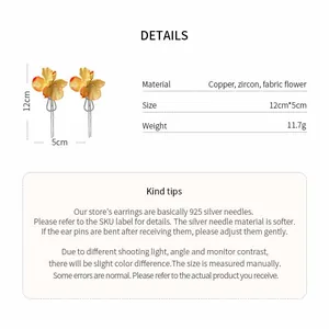 Product detail chart showing material specifications and dimensions for floral earrings