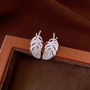 Vintage Feather Stud Earrings For Women Exquisite Silver Plated Alloy Rhinestone Earrings With Silver Earring Post Elegant Niche Jewelry