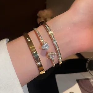 Light Luxury Gold Plated Copper Heart Bangle Bracelet With Rhinestones Elegant Fashion Jewelry Hand Cuff For Women