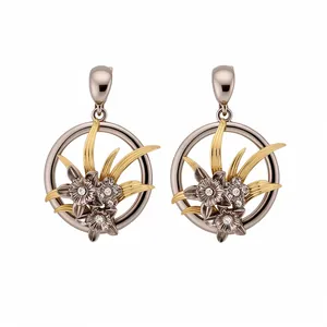 Elegant vintage two-tone hollow flower dangle earrings with sparkling rhinestones for women