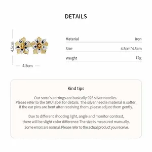 Detail view of floral earrings with size 4.5cm, weight 12g, and material iron specs.