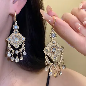 Women Vintage Court Style Gold Alloy Rhinestone Wheat Ear Pendant Drop Earrings Elegant Round Tassel Jewelry