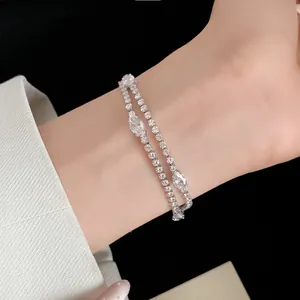 Elegante bracciale a doppio strato in zircone placcato oro 18 carati con pietre marquise al polso