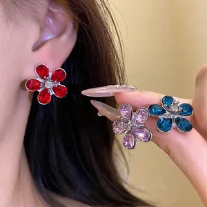 Exquisite Copper Flower Stud Earrings with 925 Sterling Silver Earring Post Vintage Rhinestone Floral Earrings for Women Jewelry Gift