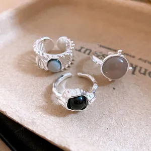 Vintage Copper Oval Stone Open Ring For Women Minimalist Hollow Adjustable Finger Ring Fashion Jewelry Accessory