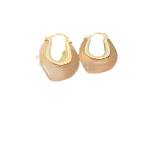 Minimalist U-shaped jelly color resin earrings in beige and gold for women's jewelry