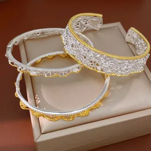 Braccialetto Rigido Francese Vintage in Pizzo Traforato Bicolore Rame Zirconia Lussuoso Bracciale Aperto alla Moda per Donna Regalo Gioielli