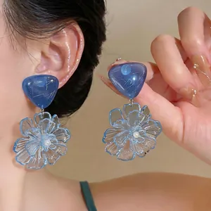 Summer Resin Frosted Flower Stud Earrings With Artificial Pearl And 925 Sterling Silver Earring Post For Women Jewelry