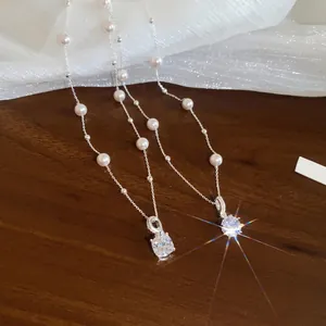 Elegante Perlenkette im koreanischen Stil mit funkelndem rundem Zirkonia-Anhänger für Damen