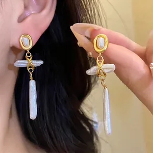 Vintage Freshwater Pearl Copper Oval Pendant Drop Earrings With Silver Earring Post Baroque Irregular Pearl Fashion Jewelry For Women