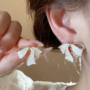 18K Vergoldete Zirkonia Schleife Ohrstecker Mit 925 Sterlingsilber Ohrstecker-Stift Elegante Leichte Luxus Damen Schmuck
