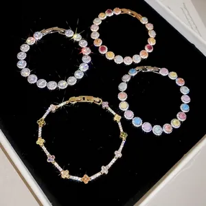 Luxe 18k vergulde zirkoon armbanden in ronde en bloemvormige ontwerpen voor dames