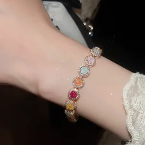Prachtige 18k vergulde armband met kleurrijke ronde zirkonia voor dames sieraad