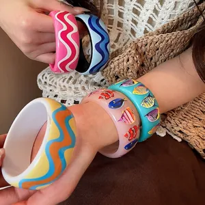 Women's Seaside Vacation Resin Bangle Bracelet Niche Design Ocean Fish Wave Pattern Drip Oil Printed Fashion Jewelry