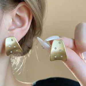Elegant 18k gold plated brushed stud earrings with sparkling zircons for women fashion