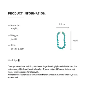 Detailansicht der türkisfarbenen Acryl-Perlenkette mit Größen- und Materialangaben.
