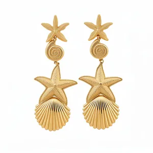 Exquisite goldfarbene Seestern- und Muschel-Ohrhänger mit maritimen Meeresmotiven