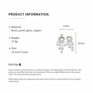Detail page showing material, weight, and size specifications for floral pearl earrings