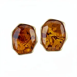 Pendientes de resina ámbar ovalados vintage con elegantes bordes dorados para ocasiones