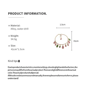 Vue détaillée du collier choker à pendentifs gouttes, avec dimensions et matériaux.