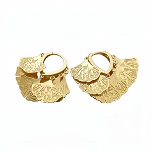 Elegante goldfarbene Ginkgoblatt-Fächerohrringe mit Vintage-Fransendesign für Damen