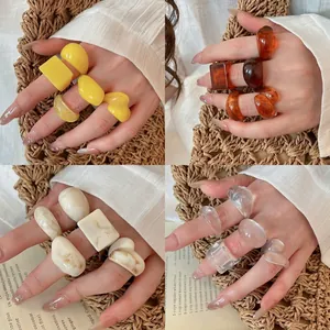 Trendy Chunky Resin Rings Geometric Acrylic Finger Rings For Women Girls Candy Color Fashion Stackable Jewelry Finger Decor Aesthetic Accessories