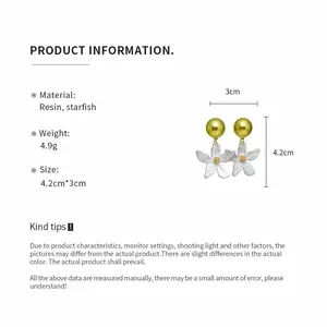 Detailed product specifications for resin flower stud earrings with size and weight.