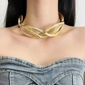 Women Minimalist Alloy Metal Pleated Cross Wrap Necklace Geometric Fashion Electroplated Choker Neck Chain Accessory