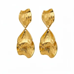 Vintage style gold-plated wrinkled metal petal drop earrings with silver needle