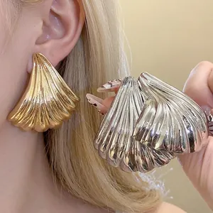Orecchini a Bottone a Ventaglio Pieghettati in Metallo Vintage per Donna Eleganti Orecchini Geometrici Placcati in Oro Argento Gioielli di Moda