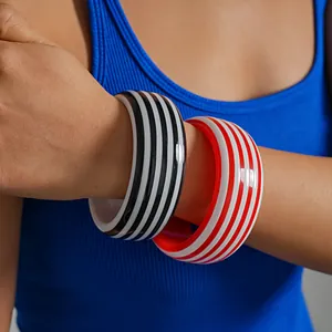 Brazalete de Resina a Rayas Geométrico Estilo Dopamina para Mujer Moda Simple Pulsera de Resina Hecha a Mano Joyería