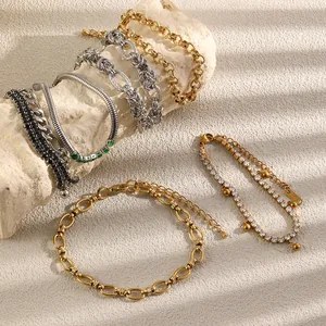 Élégant ensemble de bracelets chaînes minimalistes en acier inoxydable plaqué or 18K