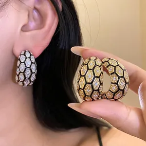 Luxury 18K Gold Plated Zirconia Grid Stud Earrings Honeycomb Pattern Silver Earring Post Retro Fashion Jewelry For Women
