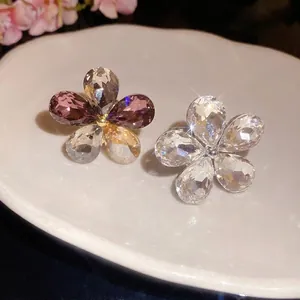 Vintage crystal flower open rings with adjustable design in purple and clear tones