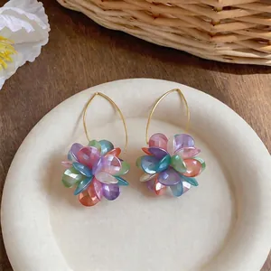 Orecchini pendenti a forma di fiore colorato stile dopamina con eleganti ganci dorati