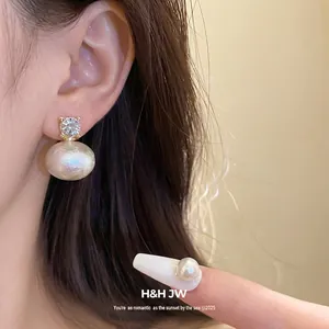 Elegant French retro cotton pearl earrings with sparkling zircon studs for women
