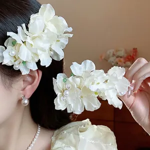 Elegant Floral Fabric Hair Clip With Artificial Pearl Exquisite Sweet Duckbill Clip Fashion Side Hairpin For Women Accessory