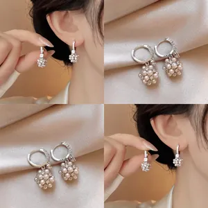 Orecchini a Cerchio Color Argento di Lusso per Donna Elegante Sfera di Perle Artificiali Con Strass Intarsiati Gioielli