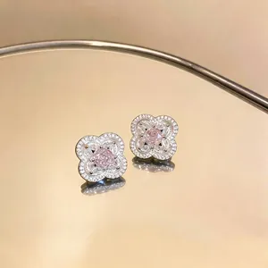 Eleganti orecchini a lobo a fiore in argento con zirconi rosa e micro-incastonati