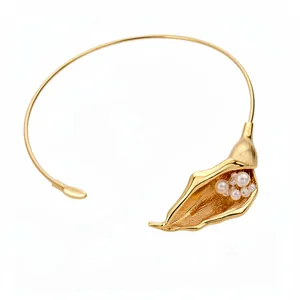 Vintage gold calla lily collar necklace with pearls, elegant floral neck jewelry.