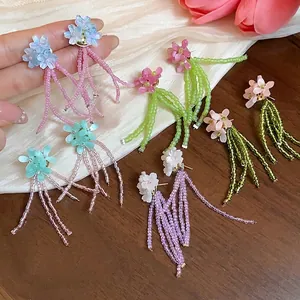 Orecchini a Bottone Fatti a Mano con Fiori in Vetro e Nappe con Perno in Argento Sterling 925 Gioielli in Stile Vacanza Estiva per Donna