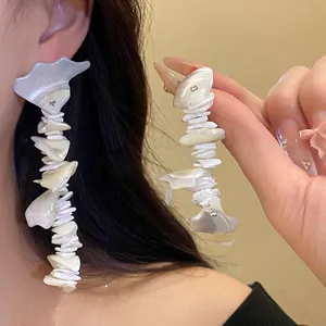 Bohemian Irregular Shell Tassel Drop Earrings For Women Niche Design Silver Earring Post High-End Vacation Holiday Jewelry