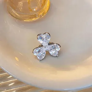 Elegant zircon heart flower ear cuff earring for non-pierced ears in minimalist silver