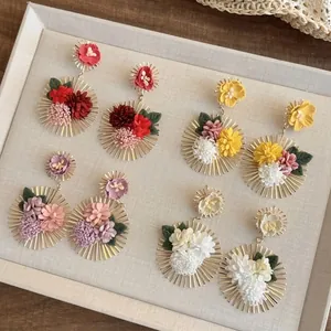 Pendientes coloridos de flores de girasol hechos a mano para joyas de vacaciones playa