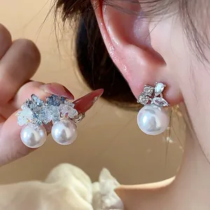 Luxury Copper Artificial Pearl Stud Earrings With 925 Sterling Silver Earring Post Elegant Rhinestone Flower Earrings For Women Jewelry