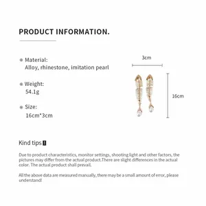 Product info detail for a vintage gold fishbone pendant necklace with imitation pearls